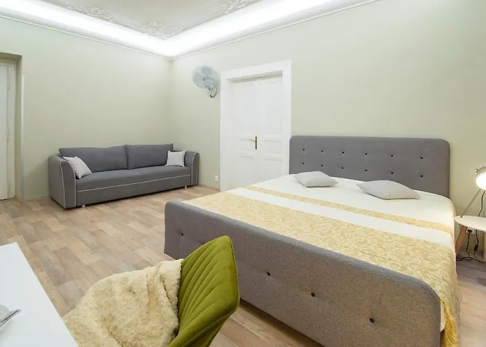 Navratilova Apartment